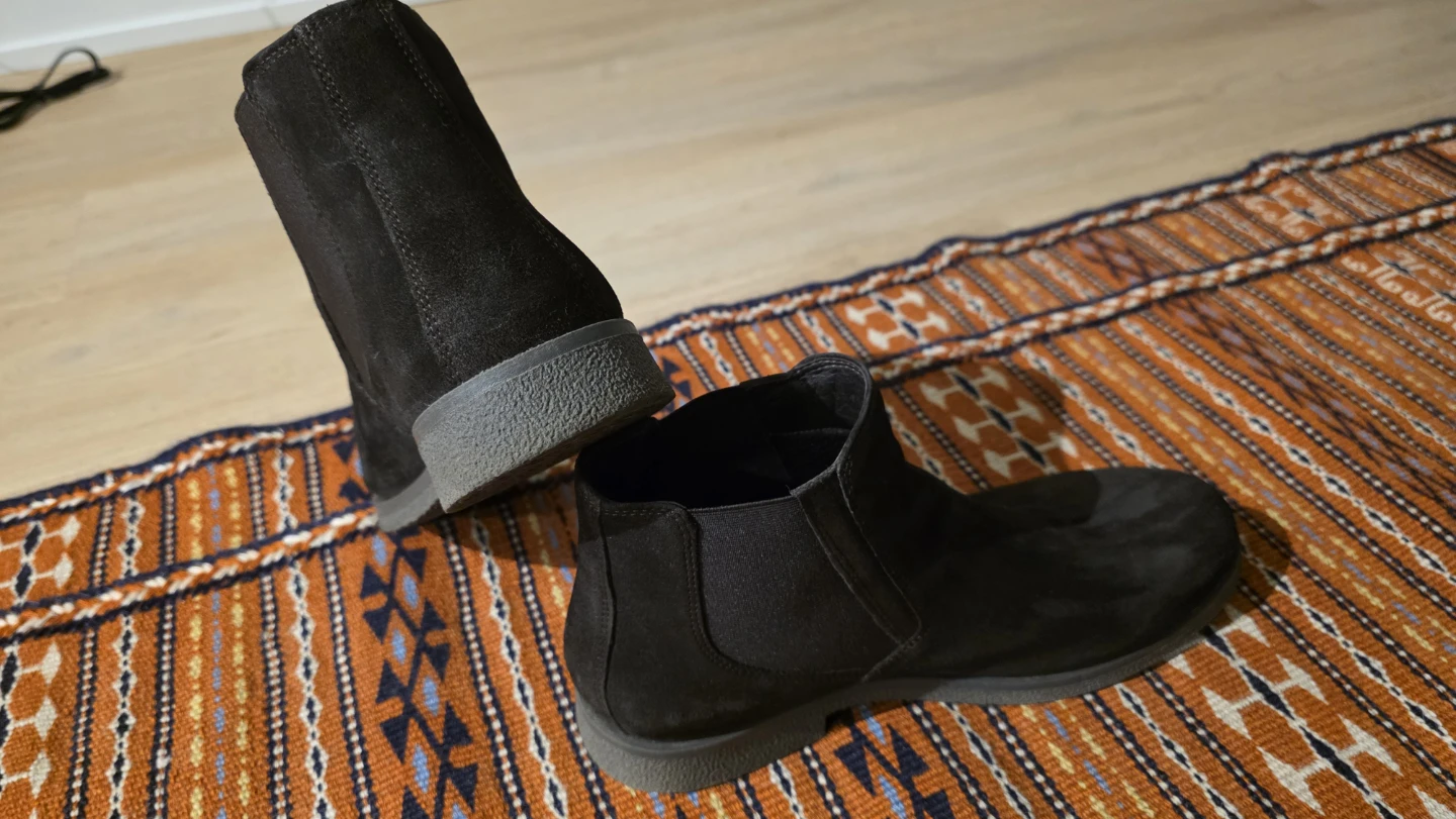 Geox Black Suede Chelsea Boots - photo 3