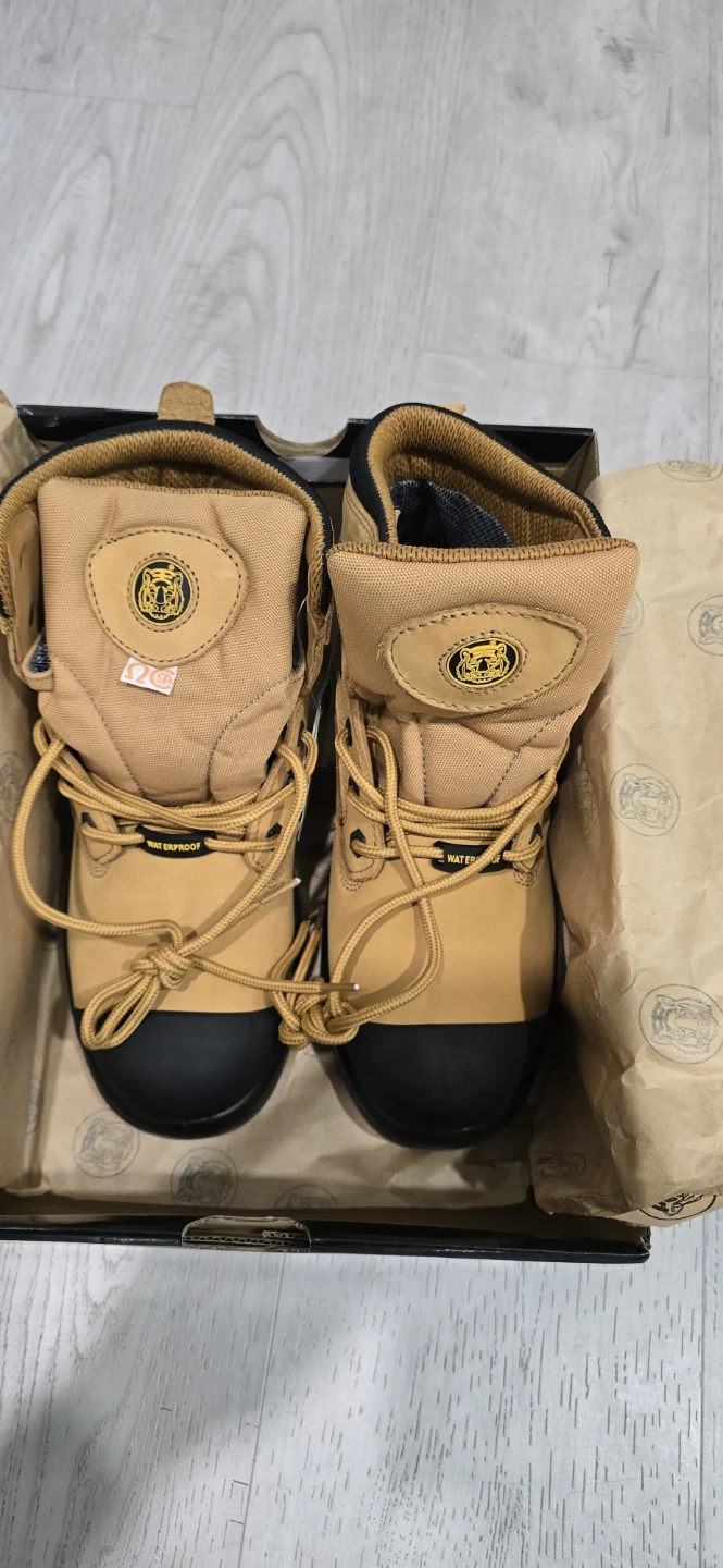 Tiger Waterproof Work Boots Size 8 - photo 5