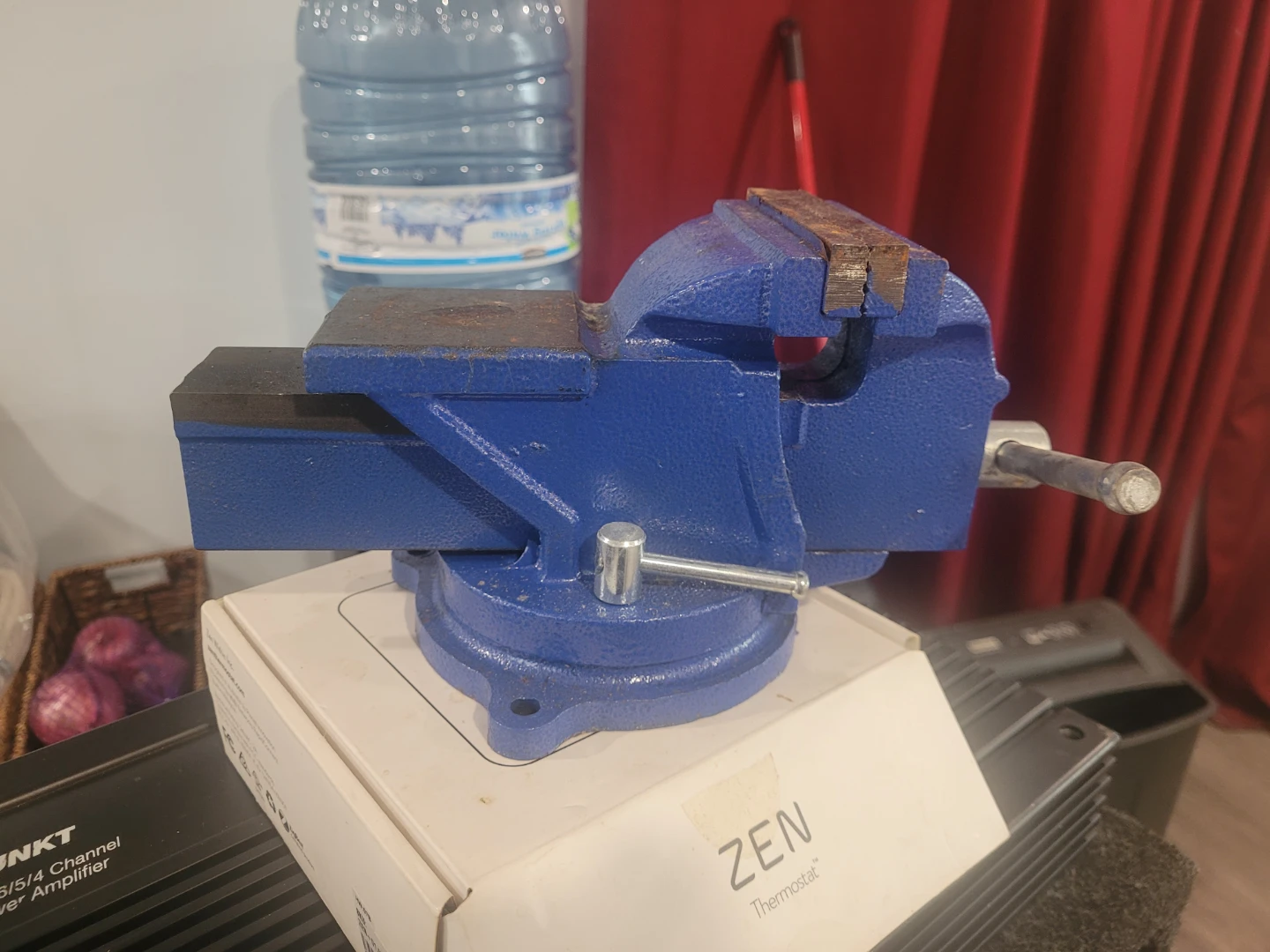 Mastercraft 4" Swivel Base Vise - photo 2