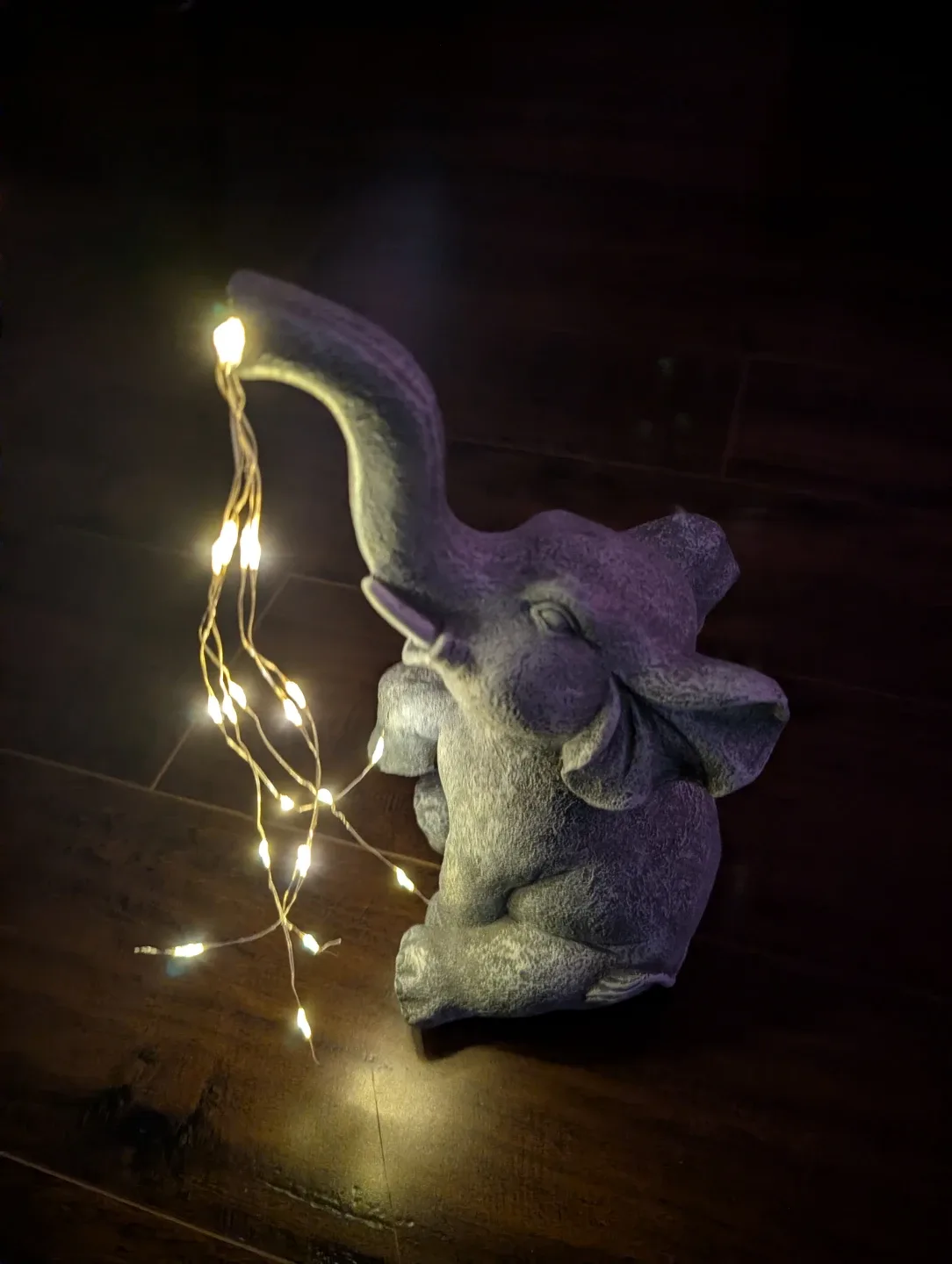 Elephant solar garden light statue - photo 3