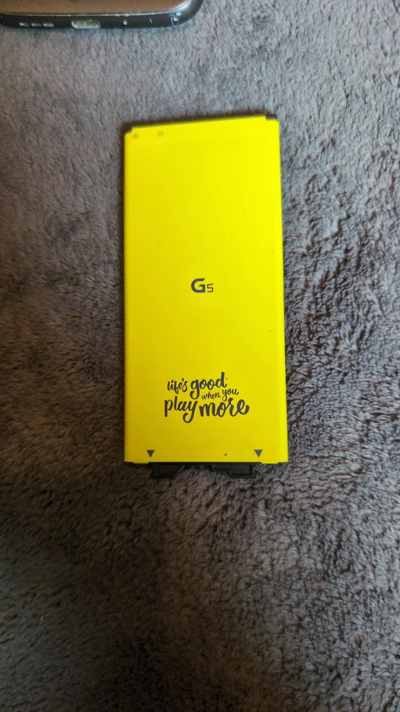 LG G5 Smartphone - photo 3