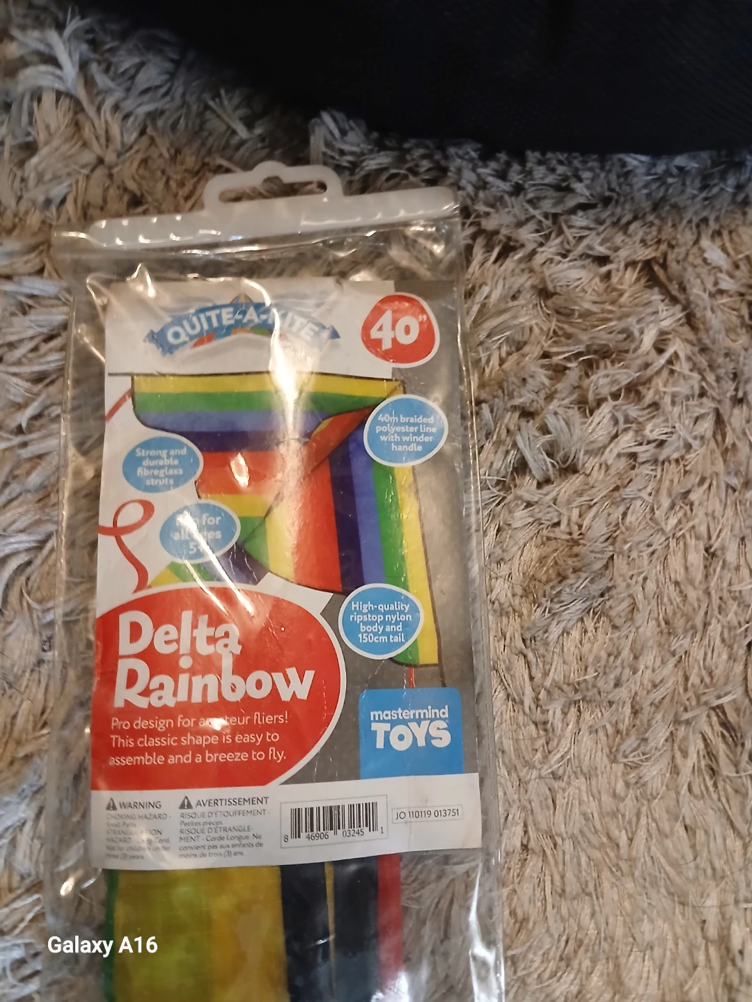 Quite-A-Nite Delta Rainbow Kite