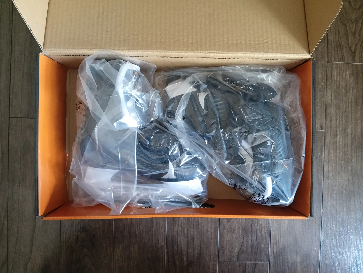 [BRAND NEW] Youth Hockey Skates Size 11 - photo 5