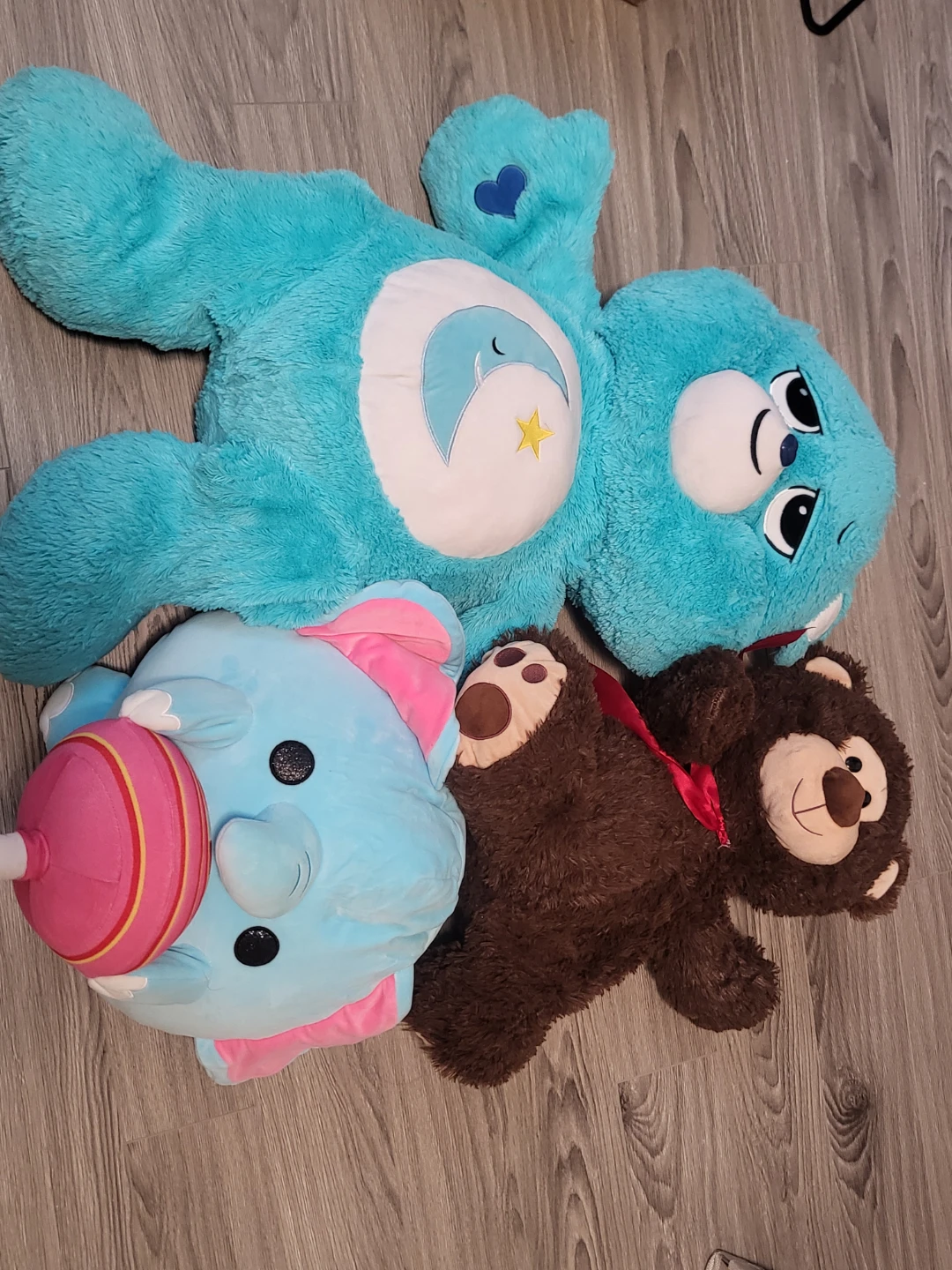 Big  teddy bear , blue elephant, dark brown bear