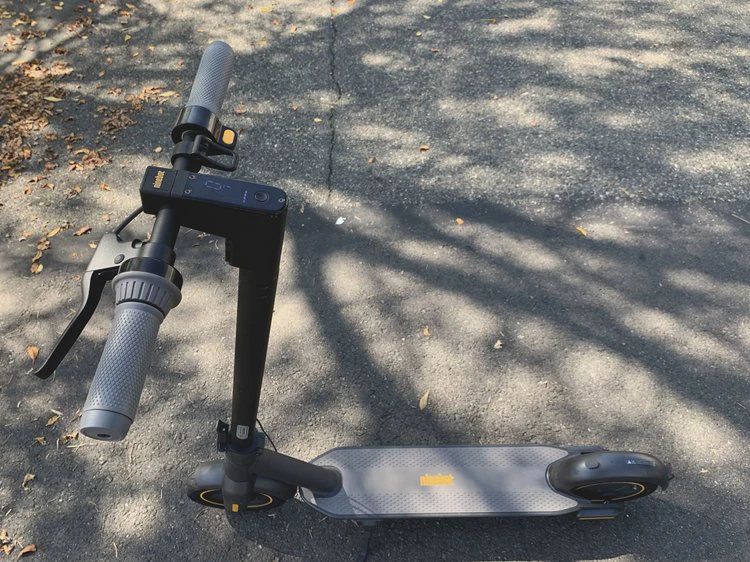 SEGWAY NINEBOT SCOOTER $100 - photo 2