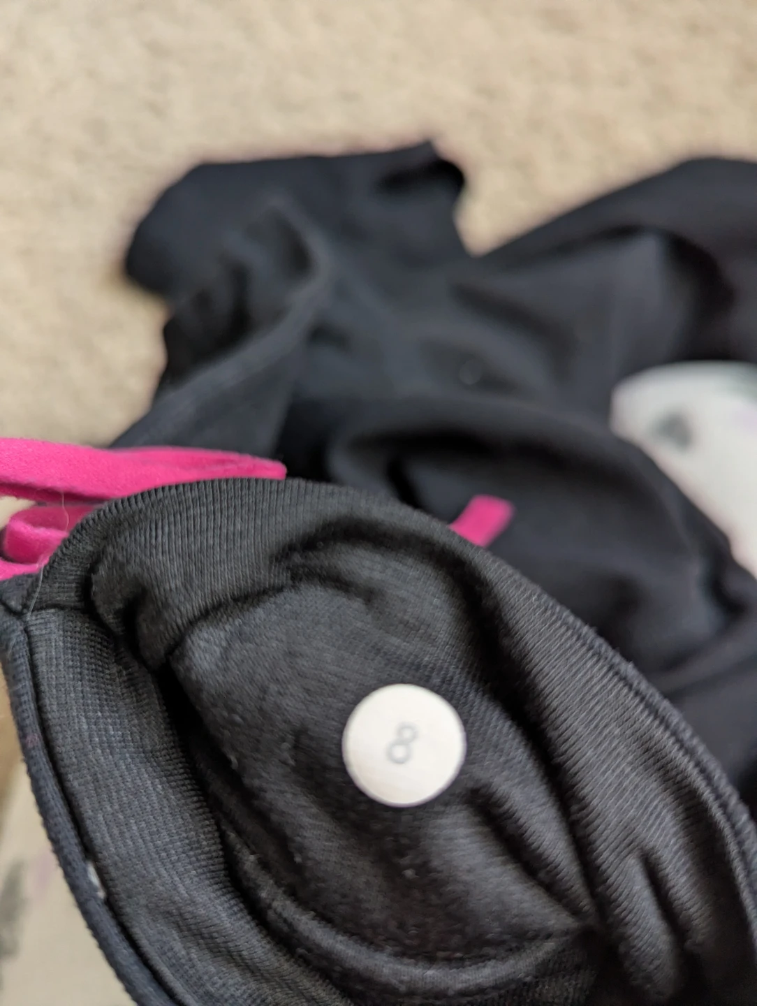 Lululemon Black Cropped Yoga Pants Size 8 - photo 3