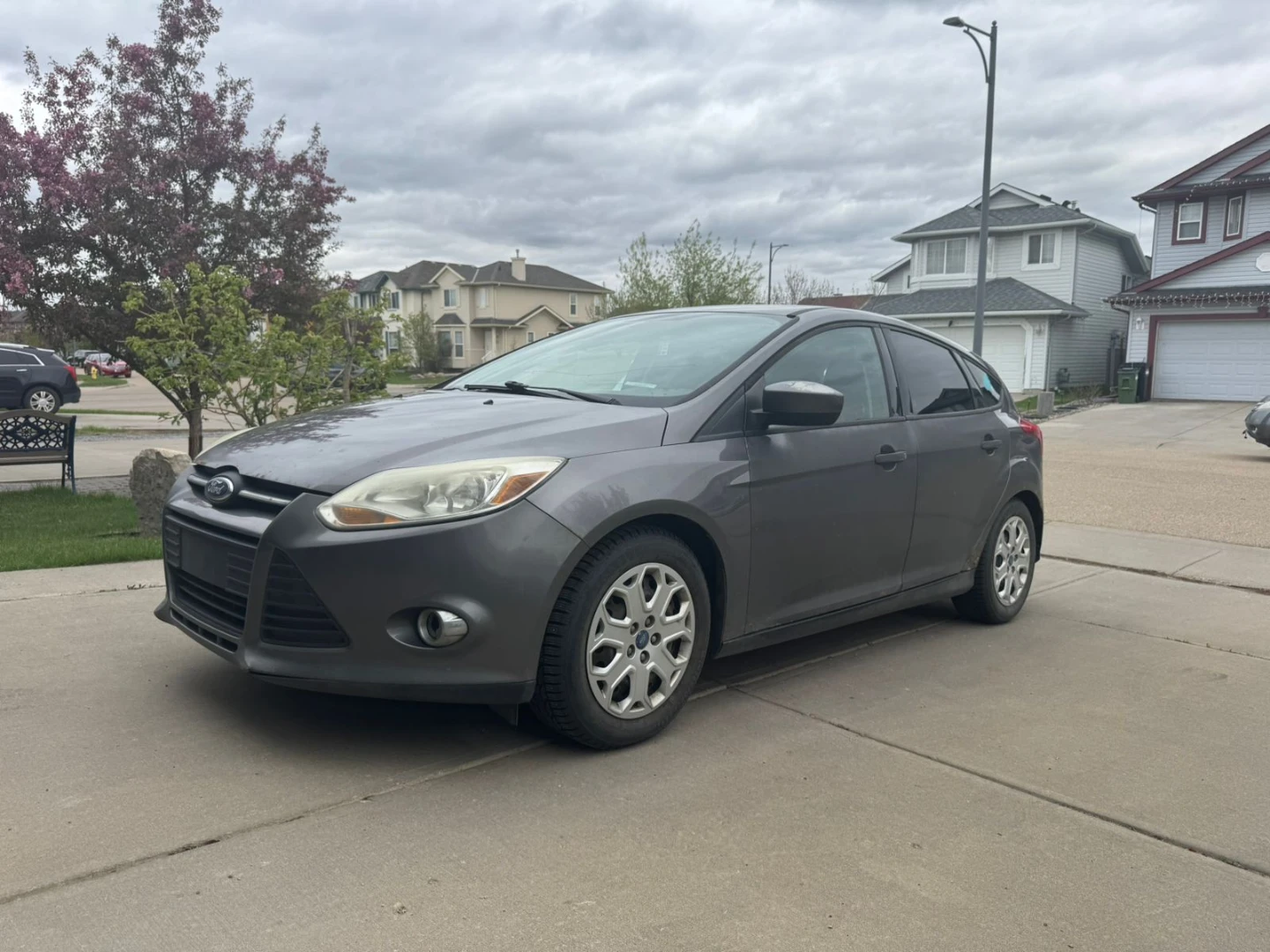 2012 Ford Focus SE - photo 2