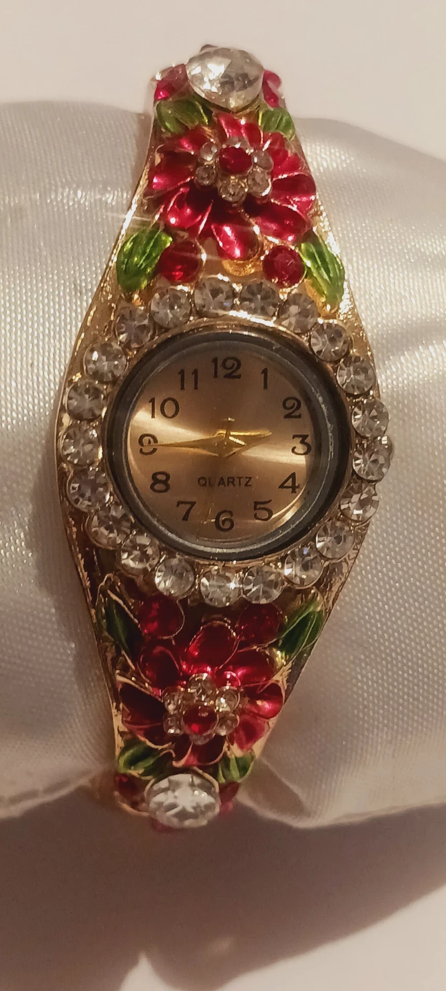 New !! Gold-Tone Floral Bangle Watch with Crystals - photo 3
