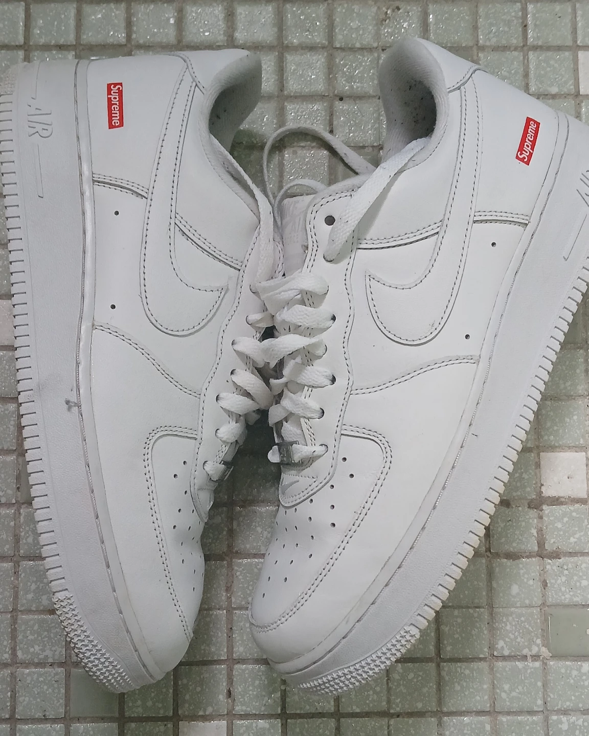 Supreme x Nike Air Force 1 Low White Men Size 10 - photo 2