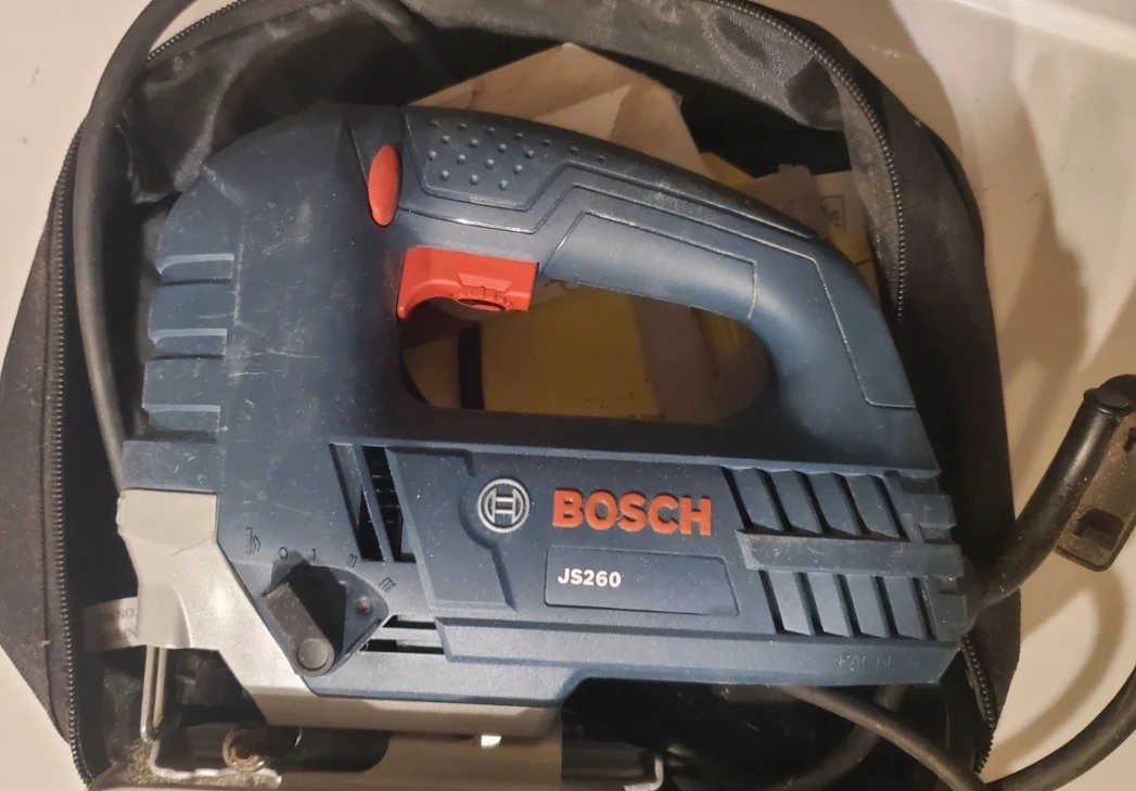 Bosch JS260 Jigsaw with Carrying Case