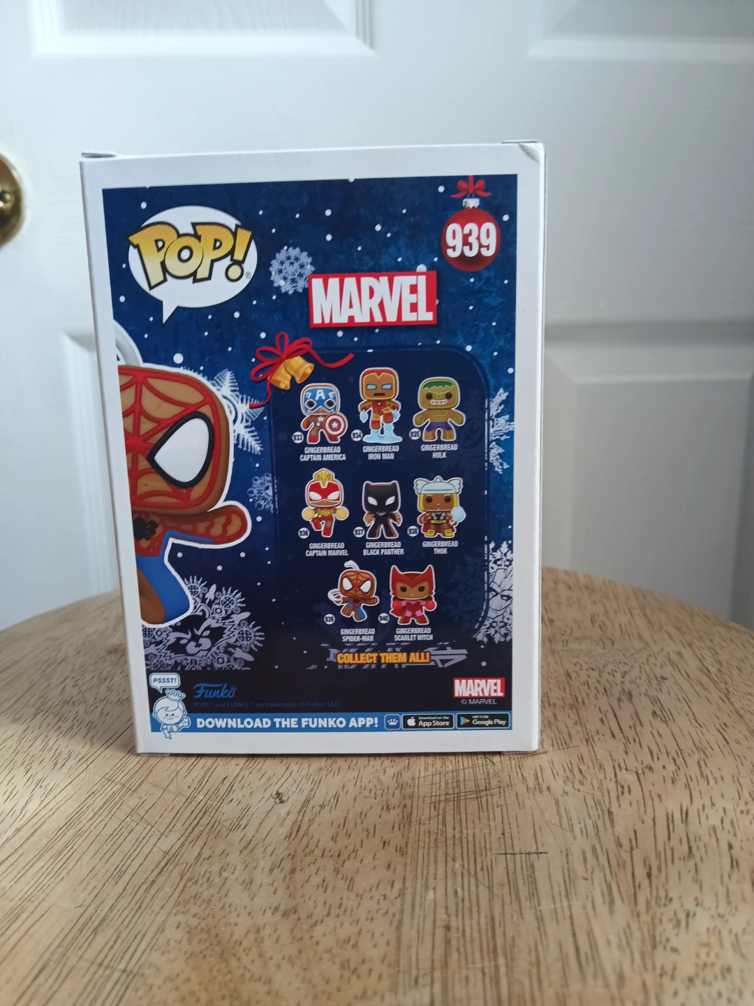 Funko Pop! Marvel Gingerbread Spider-Man #939 Vinyl Figure - photo 3