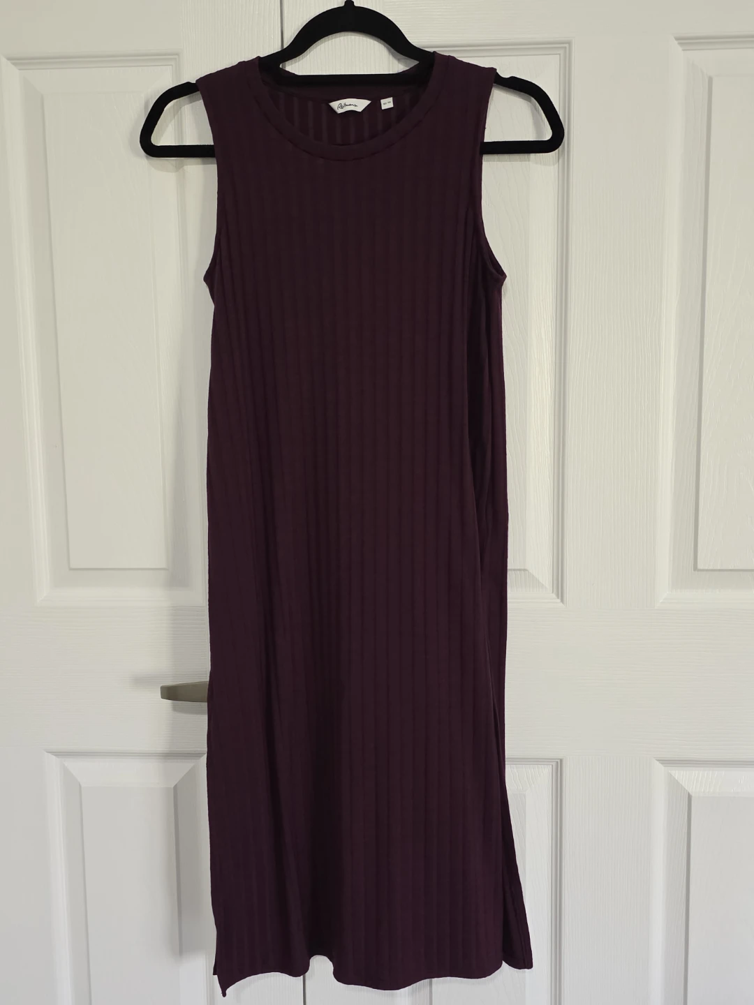 Reitmans Burgundy Ribbed Sleeveless Dress