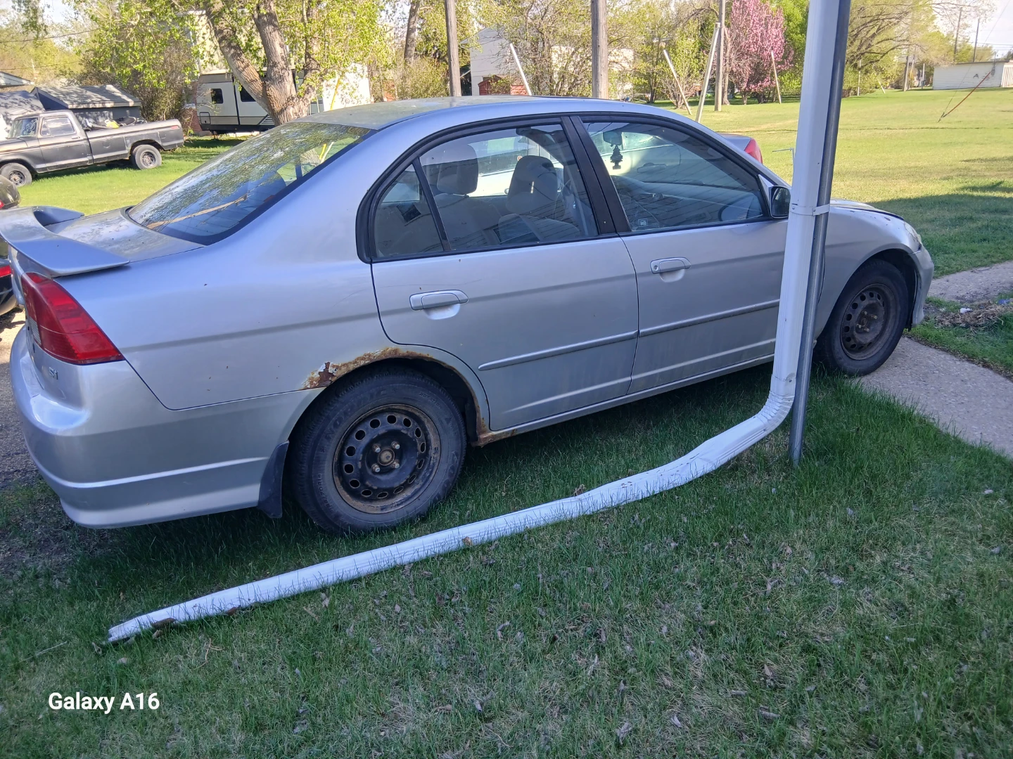 Silver Honda Civic Sedan - photo 3