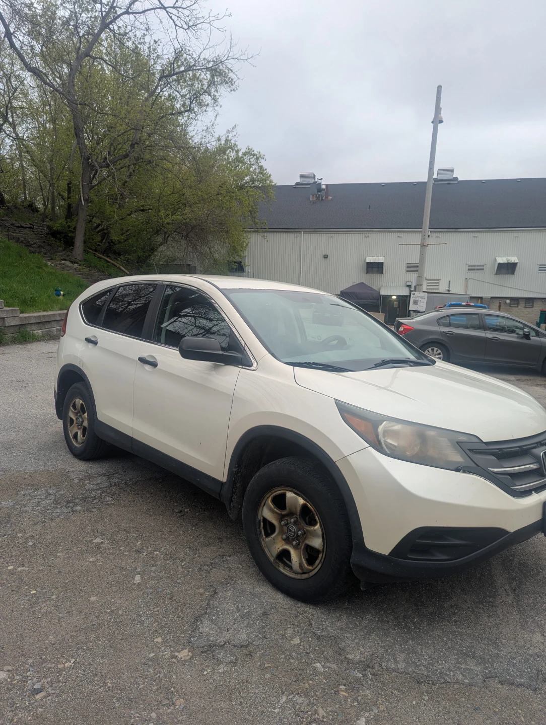 White Honda CR-V AWD SUV