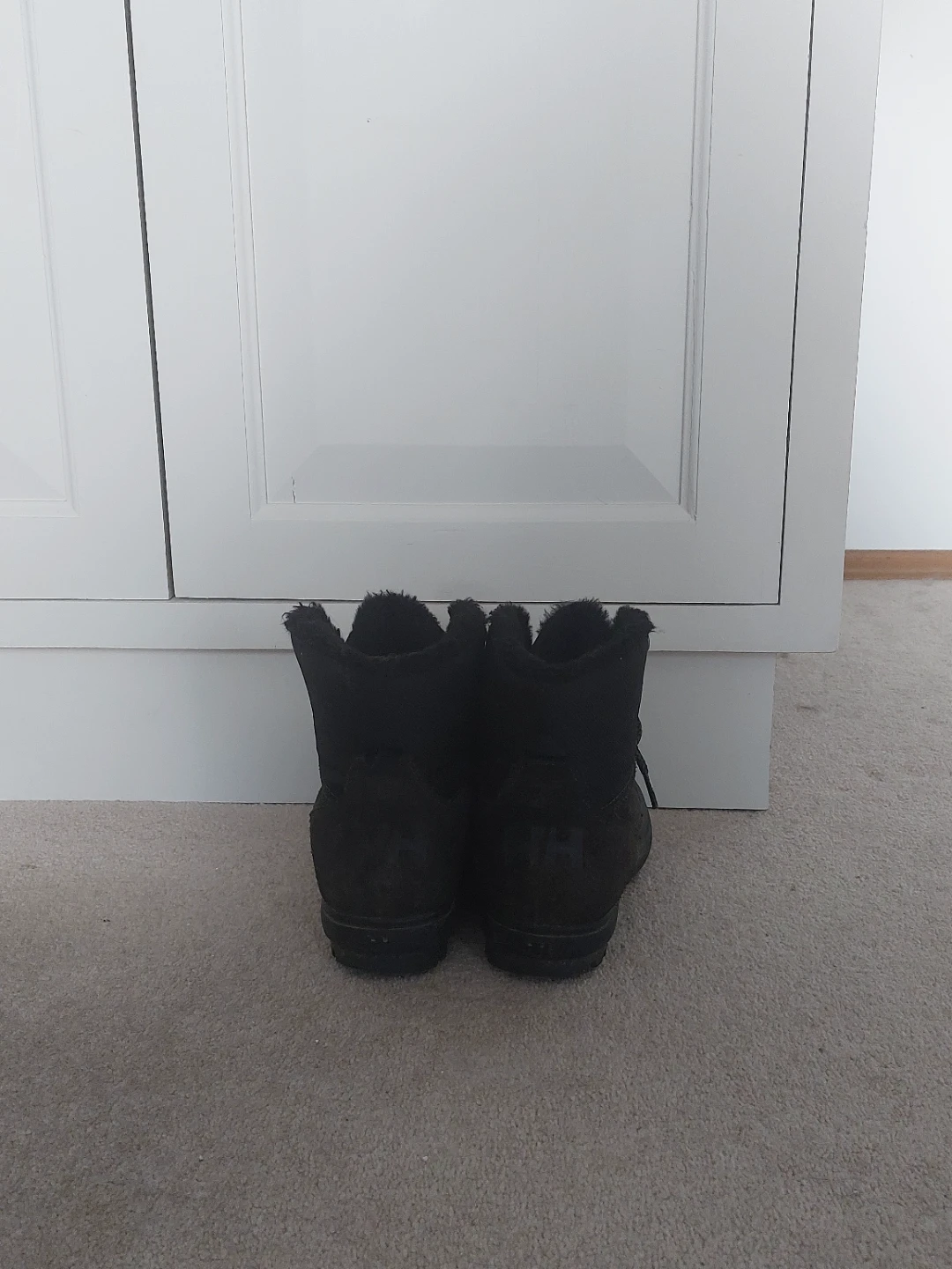 Black Helly Hansen Winter Boots - Size 7 - photo 3
