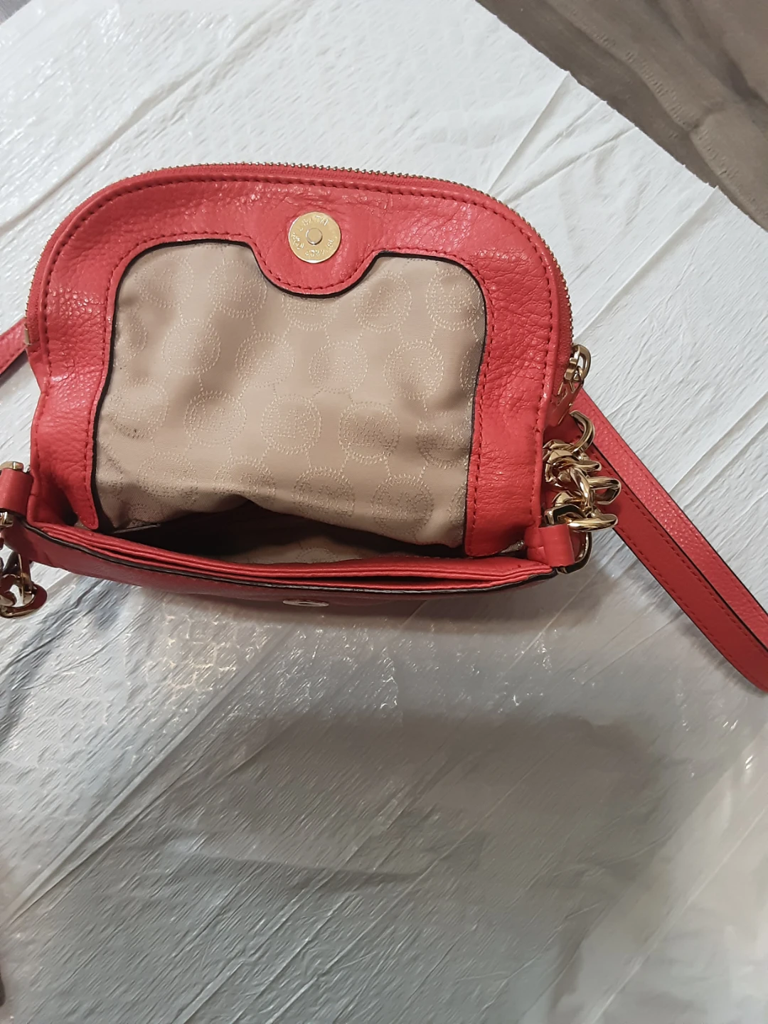 Michael Kors Coral Leather Crossbody Bag - photo 2