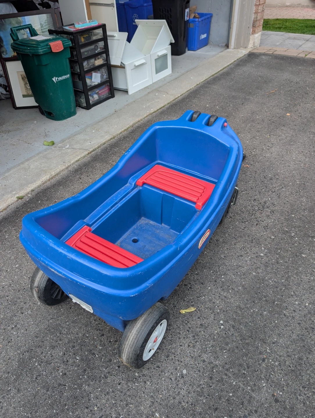 Little Tikes Blue Wagon