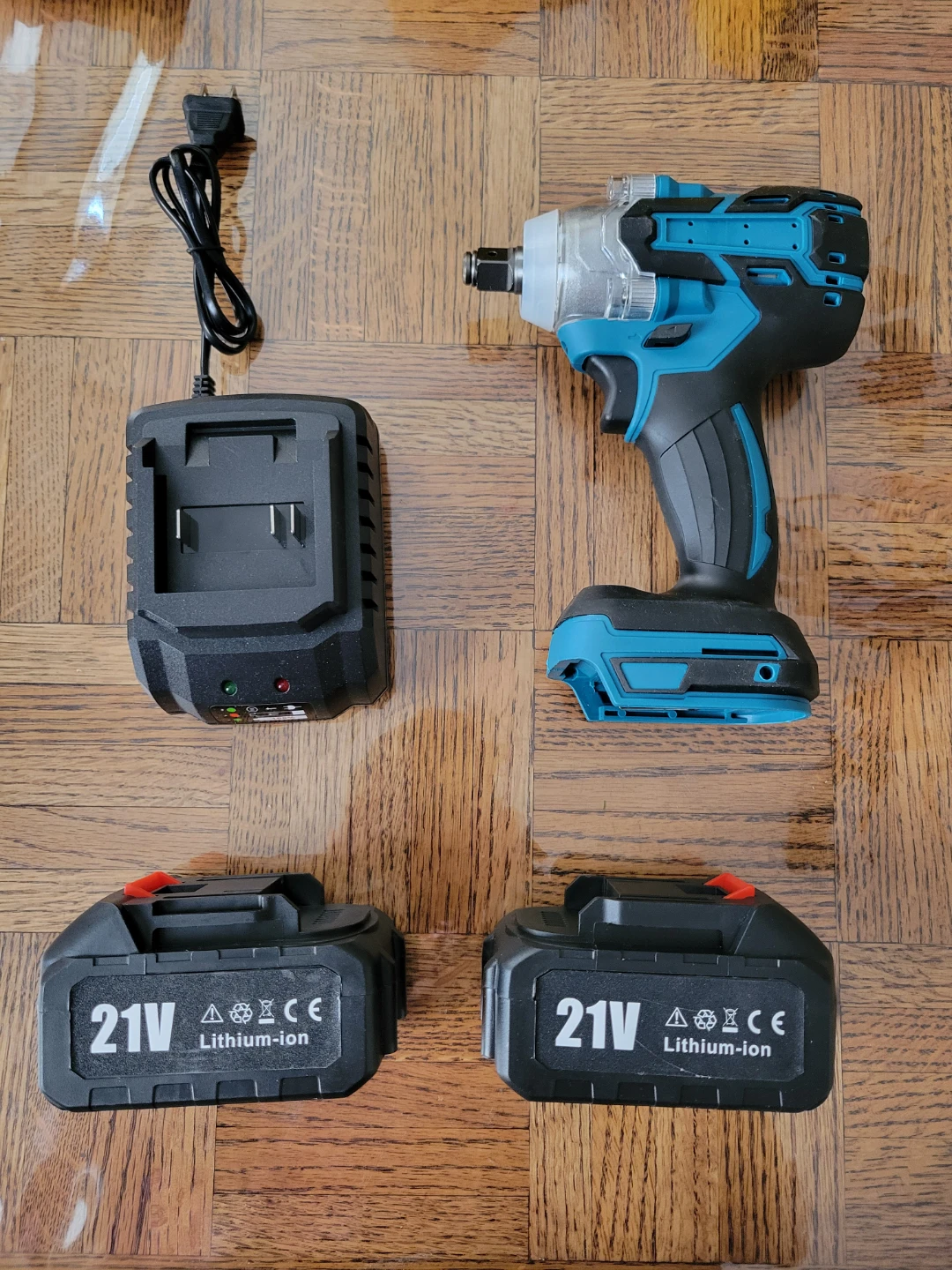 NEW Cordless Impact Wrench Kit w/2 batteries 4.0Ah