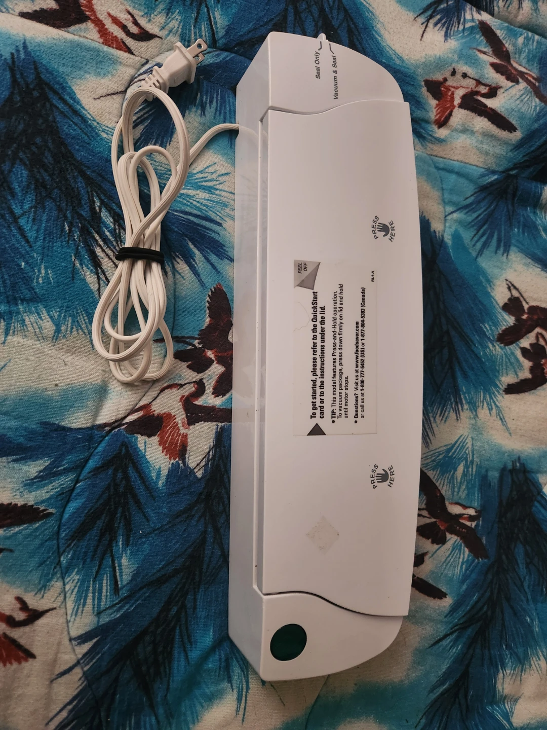 FoodSaver V300 Vacuum Sealer - photo 4