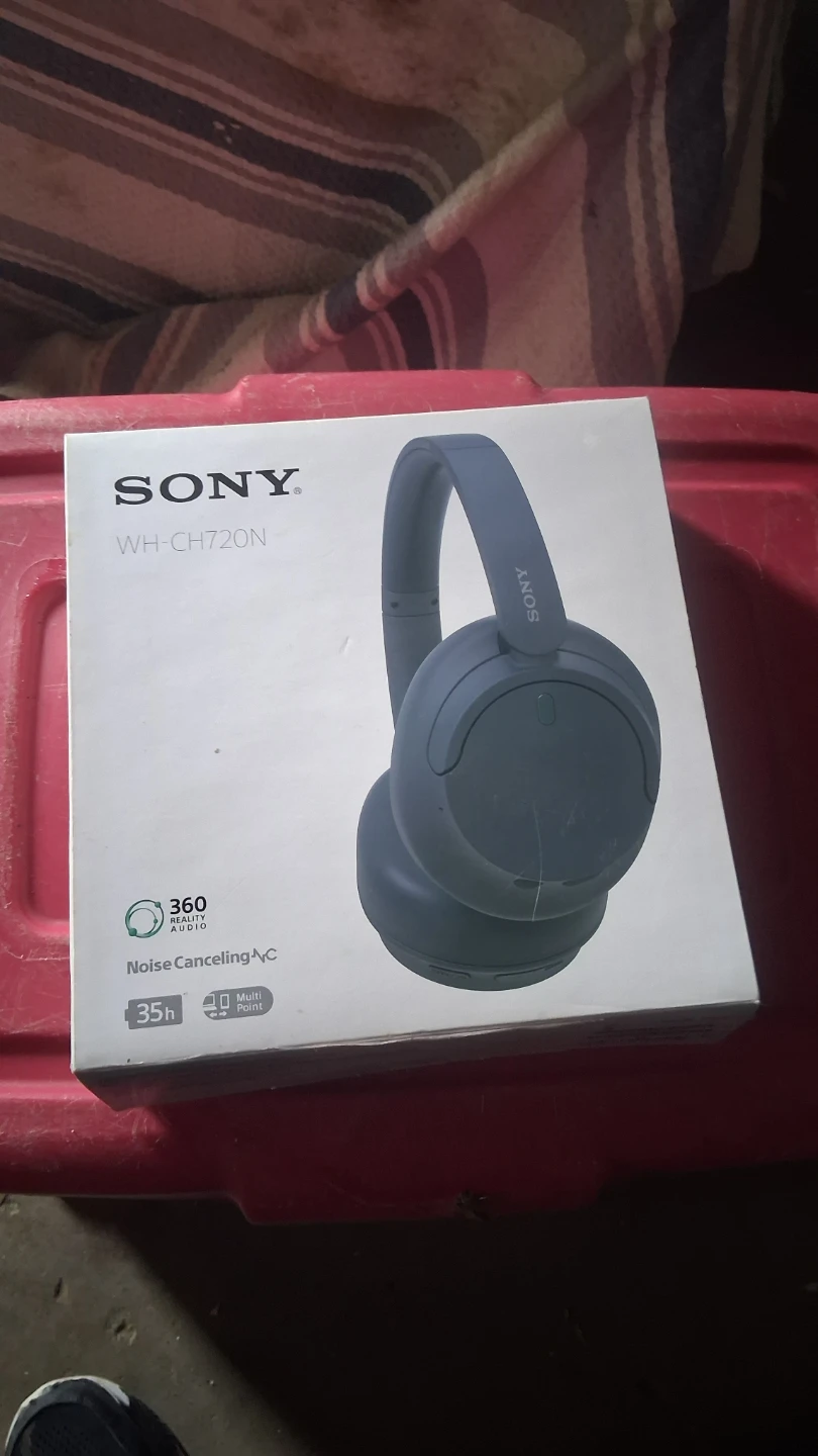 Sony WH-CH720N Noise Cancelling Headphones