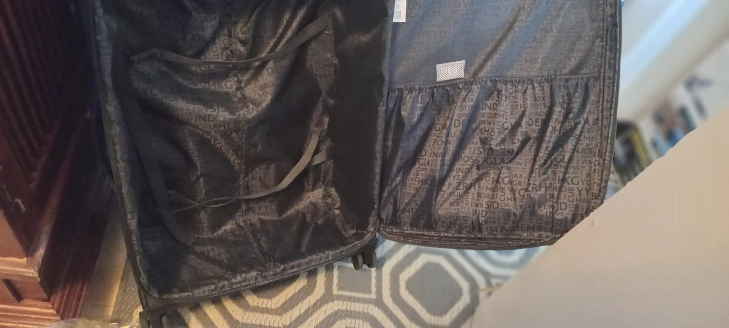 Air Canada Collection Grey Suitcase - photo 2