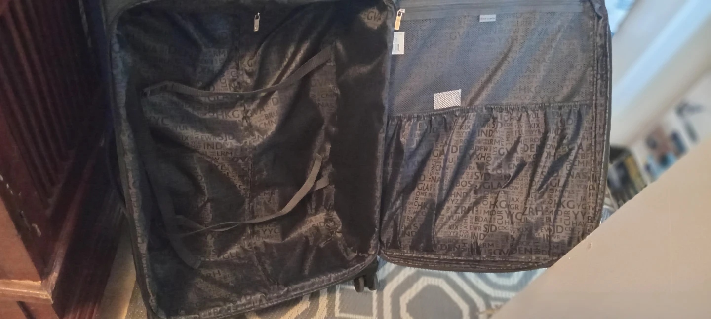 Air Canada Collection Grey Suitcase - photo 5