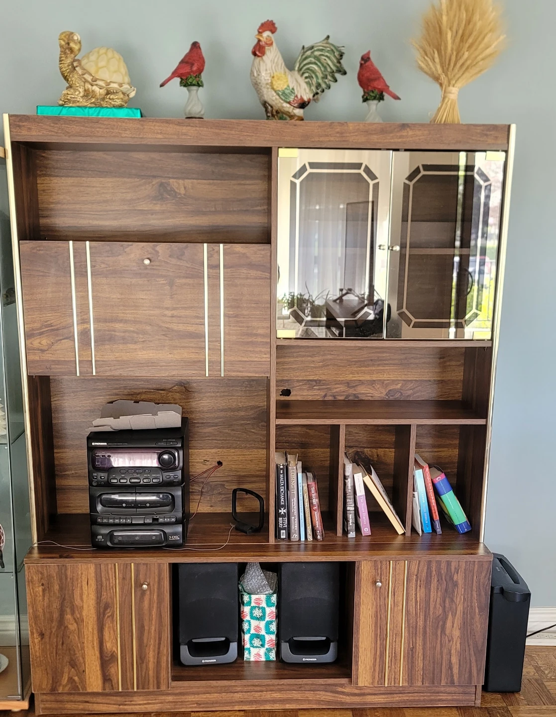 Vintage Wood Entertainment Unit with Stereo System