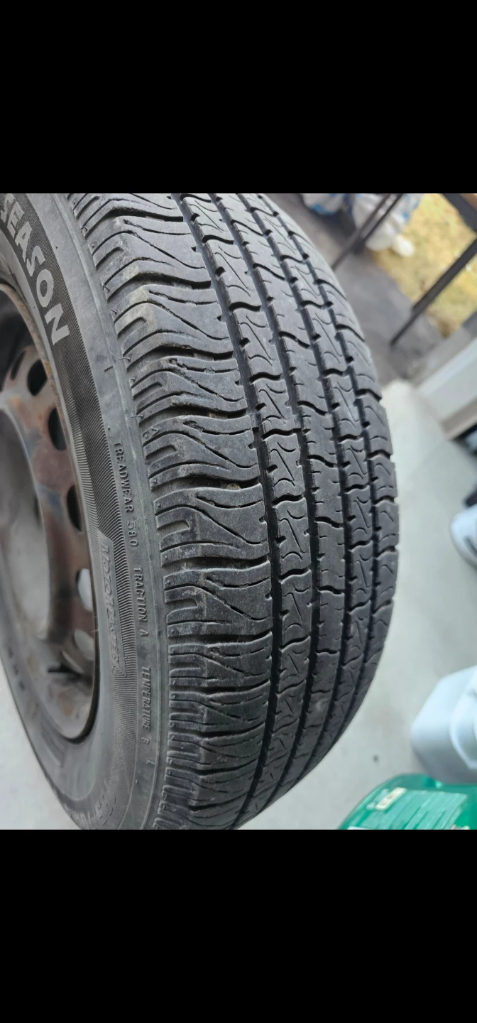 "All Season tirs 185/70R14 - photo 2