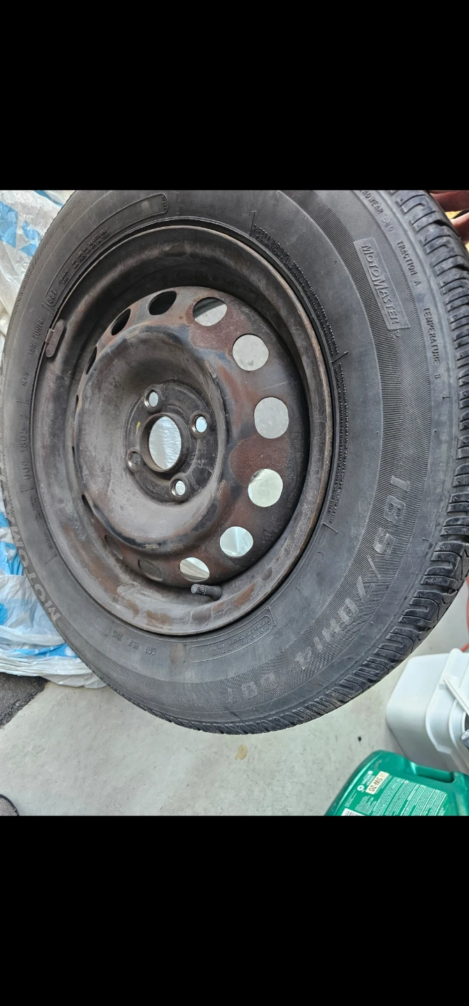 "All Season tirs 185/70R14 - photo 4