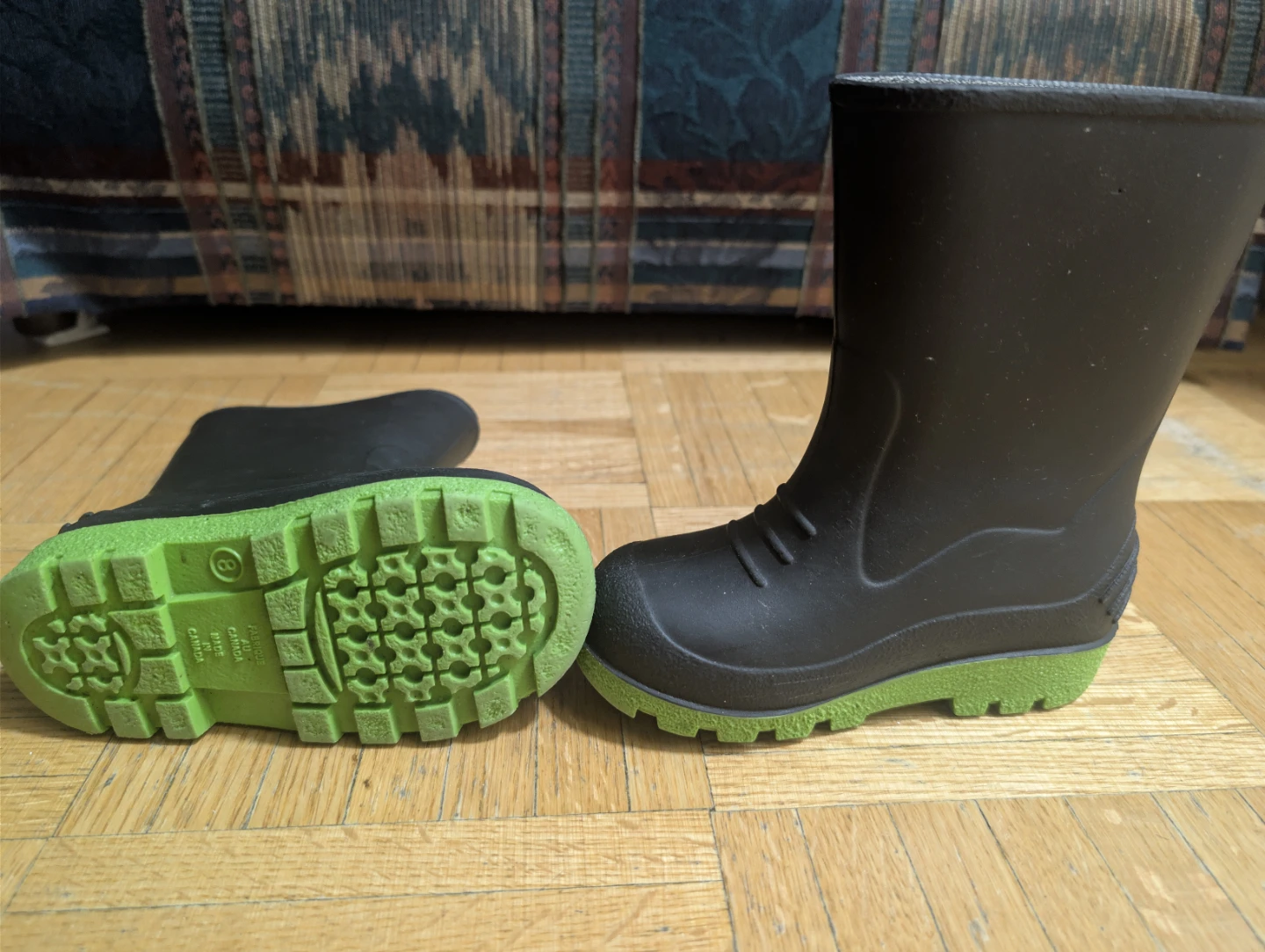 Kids Rubber Rain Boots Size 8