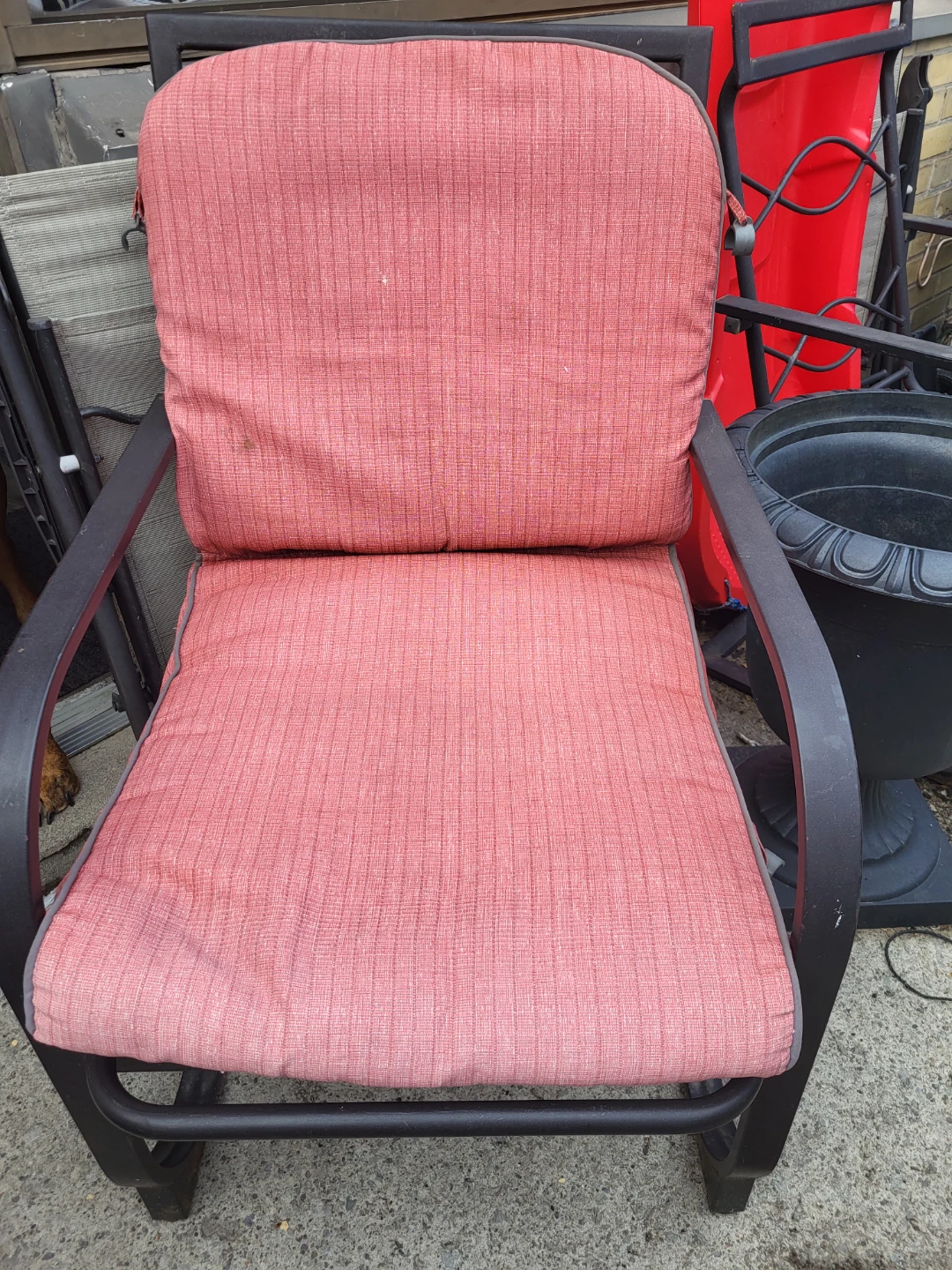 Outdoor Patio Chair with Cushions