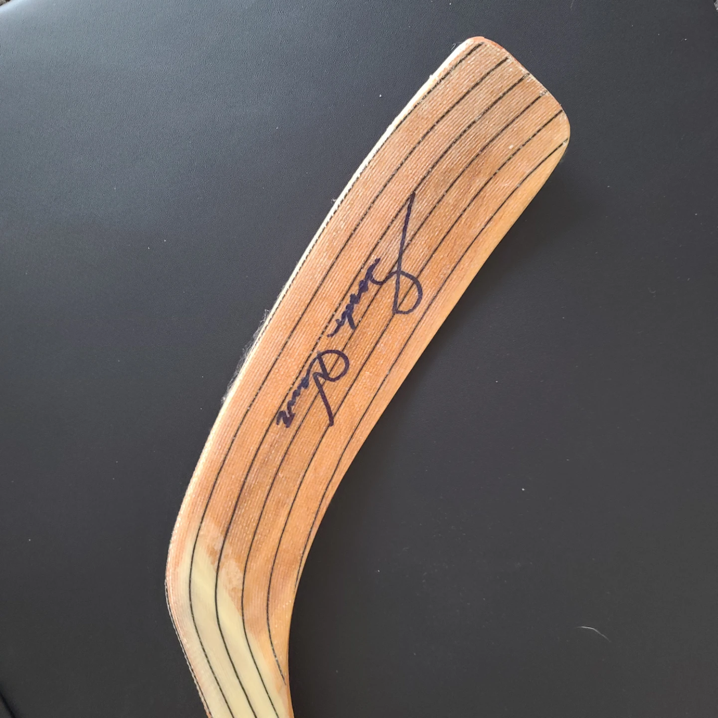 Gordie Howe Signed Stick (with COA)
