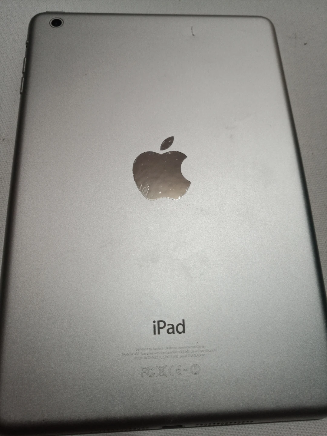 Apple iPad Mini A1432 needs repair - photo 2