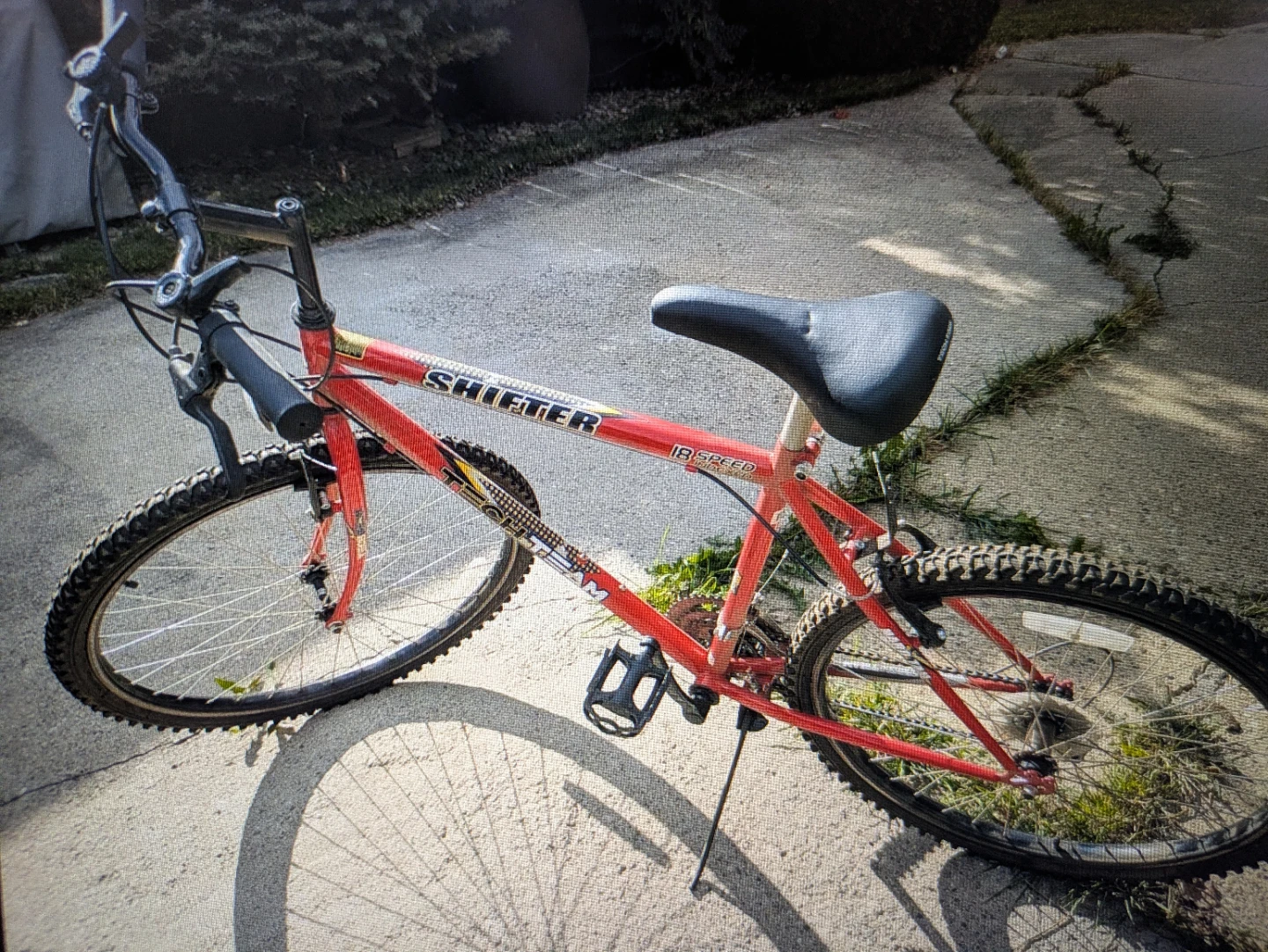 Family of bikes and helmets - photo 3