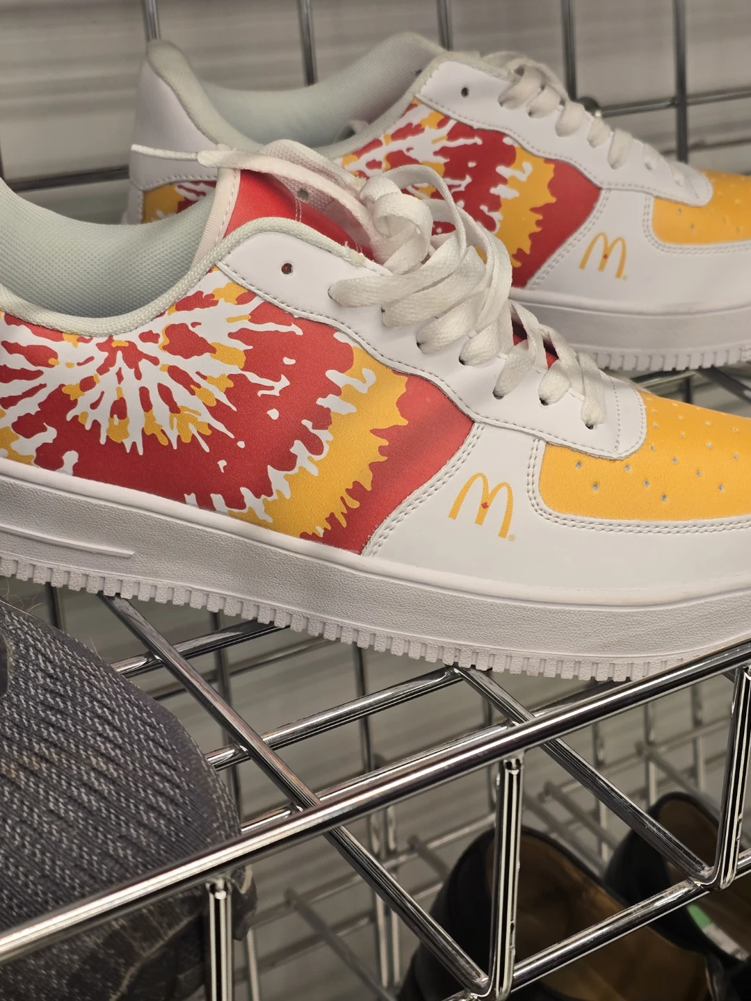 McDonalds tie-dye running shows