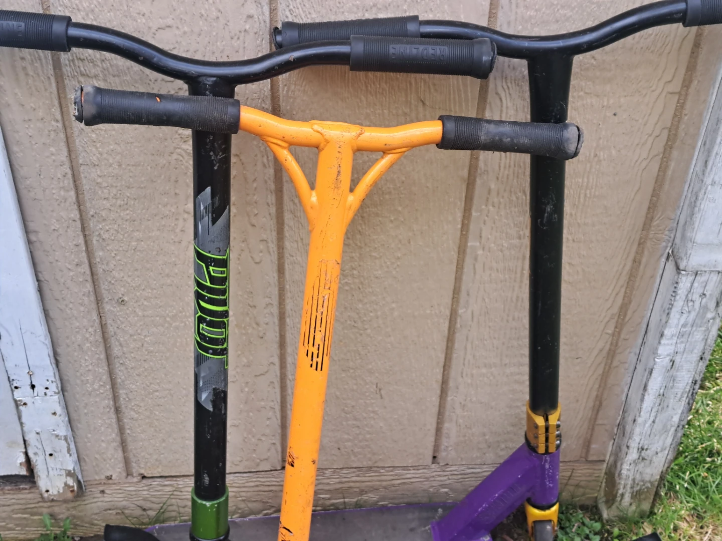 3  Scooters - Orange, Black, Purple - photo 2