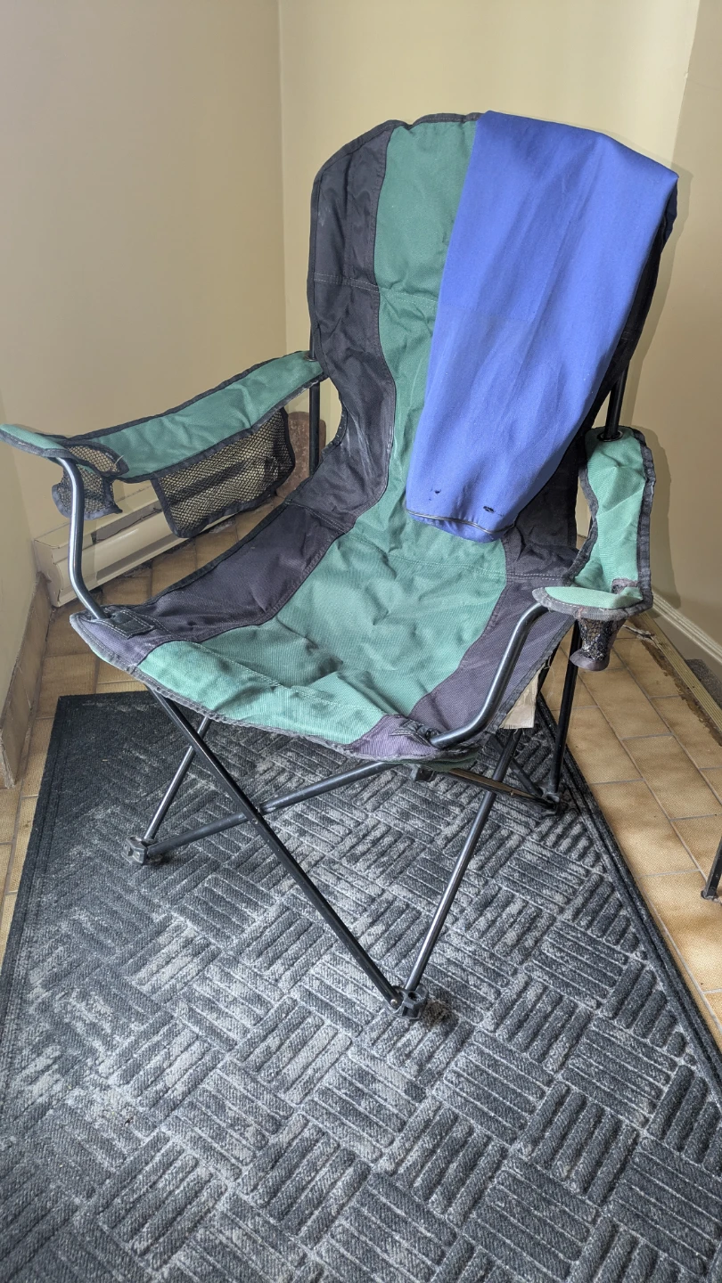 Green and Black Camping Chair - photo 2