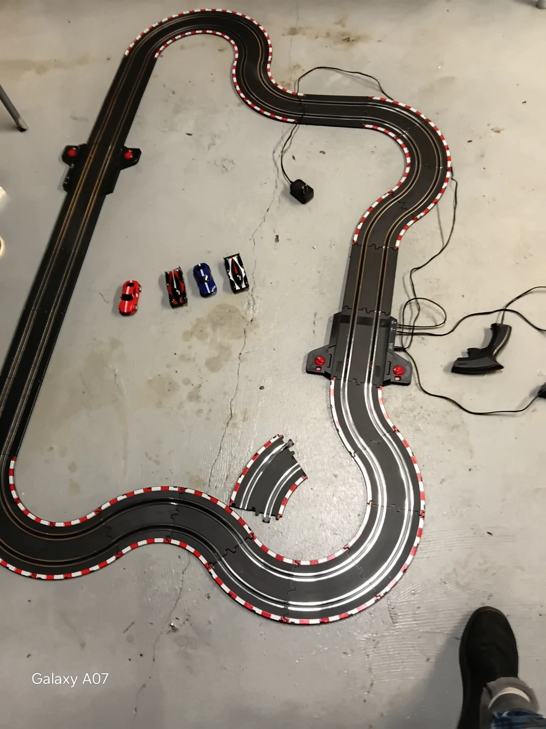Slot Car Race Track Set with 4 Cars