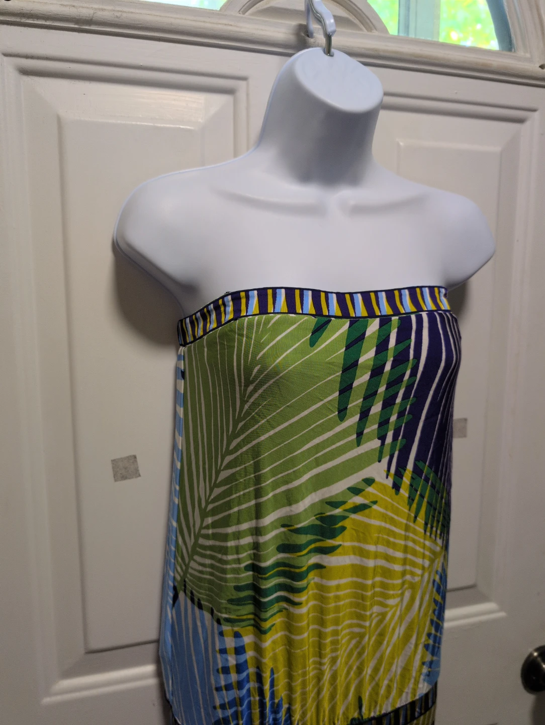 BCBGMAXAZRIA Strapless Tropical Print Mini Dress - photo 2
