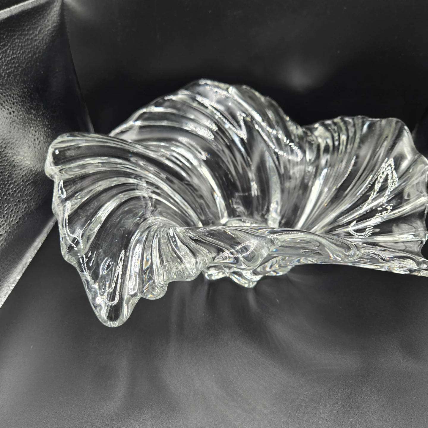 Clear Glass Swirl Serving Bowl