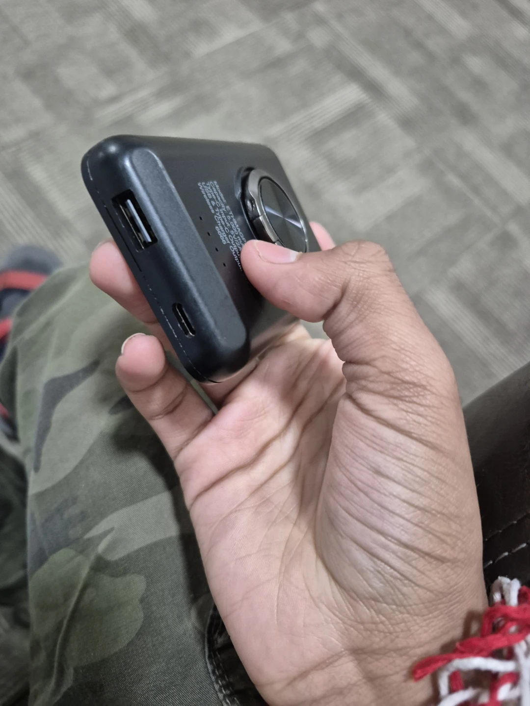 5,000 mAh Power Bank with Wireless Charger Price is negotiable - photo 3