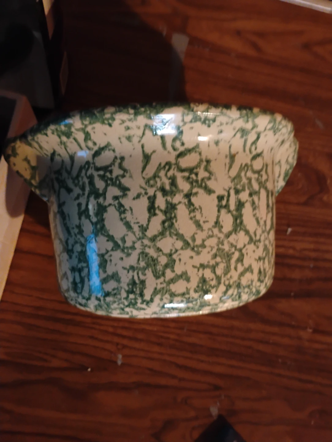 Hall China Company Spongeware Bean Pot