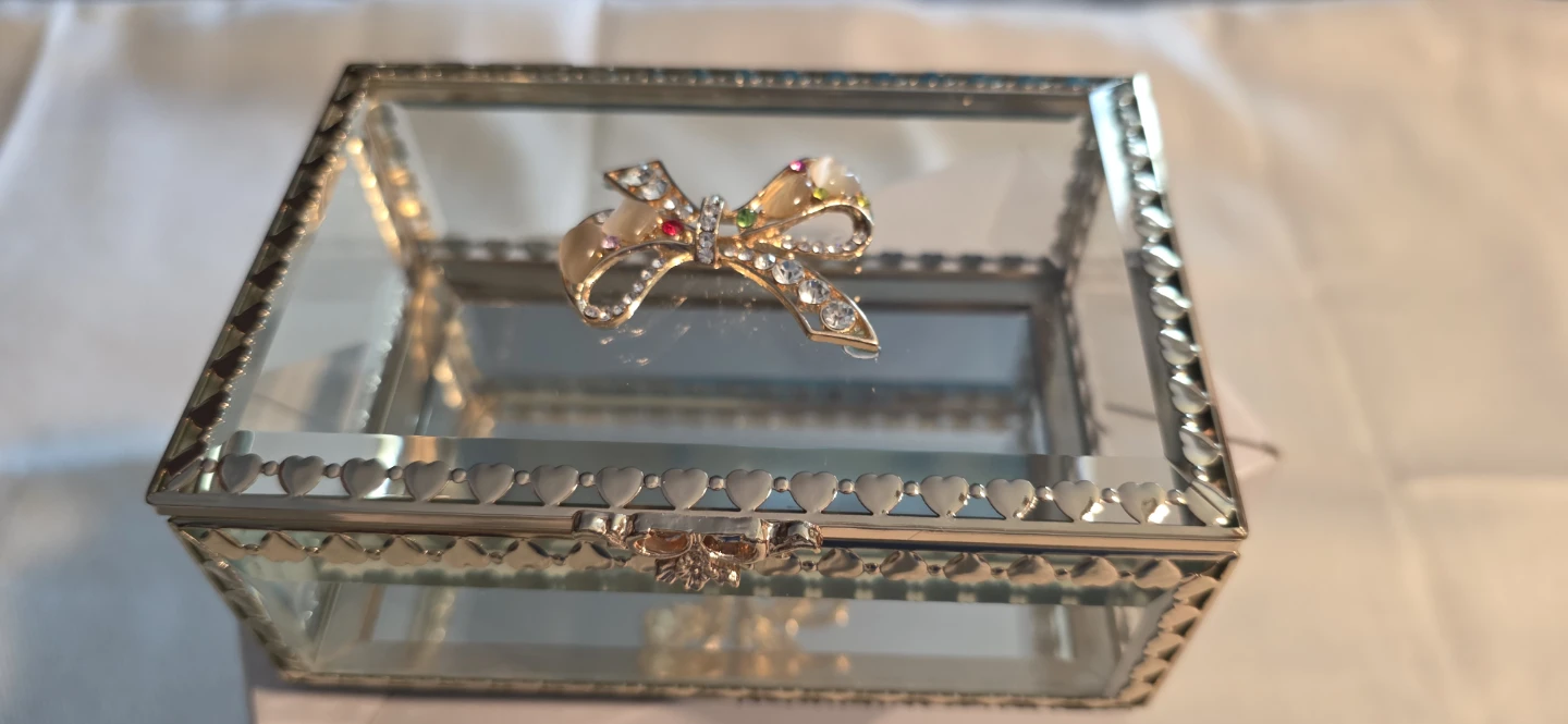 Glass Trinket Box with Bow Accent - photo 2