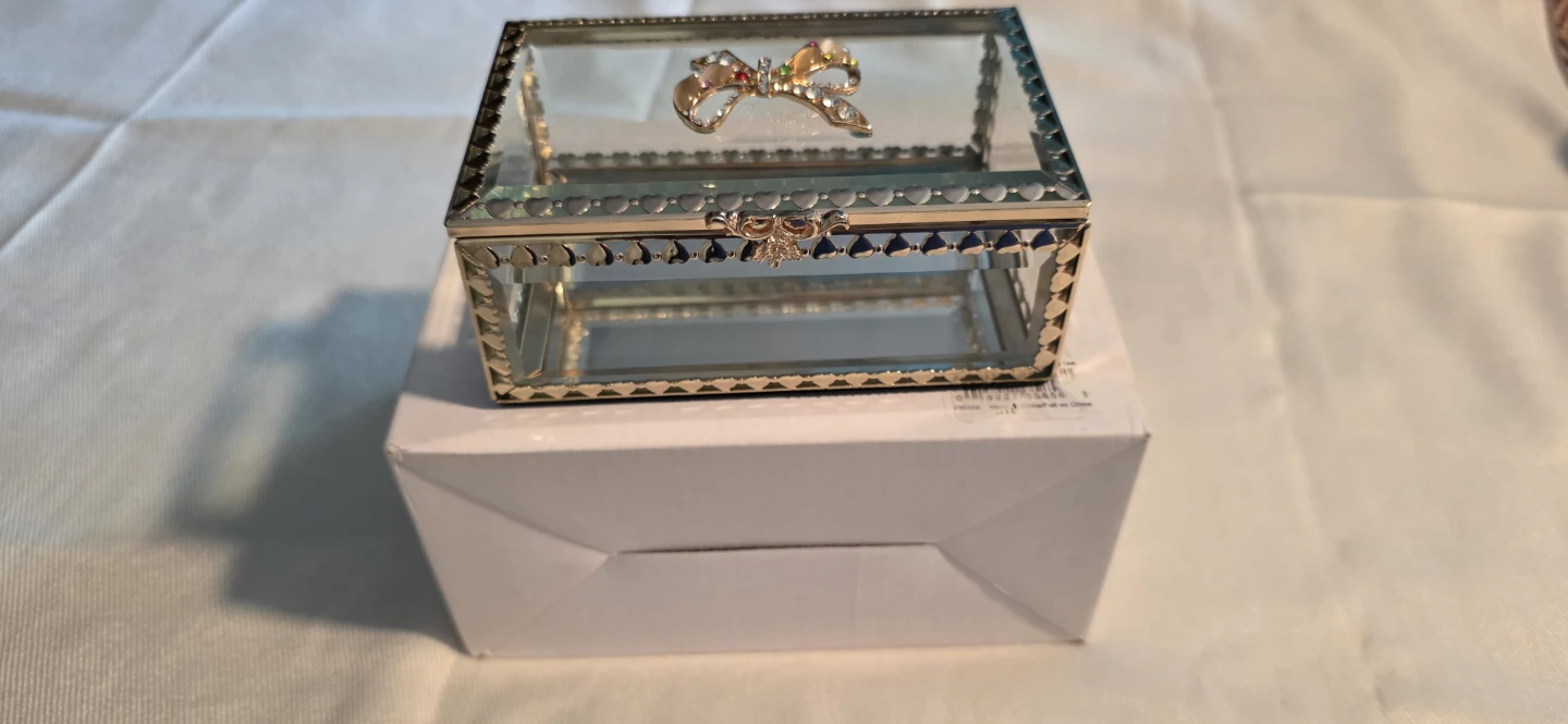 Glass Trinket Box with Bow Accent - photo 3