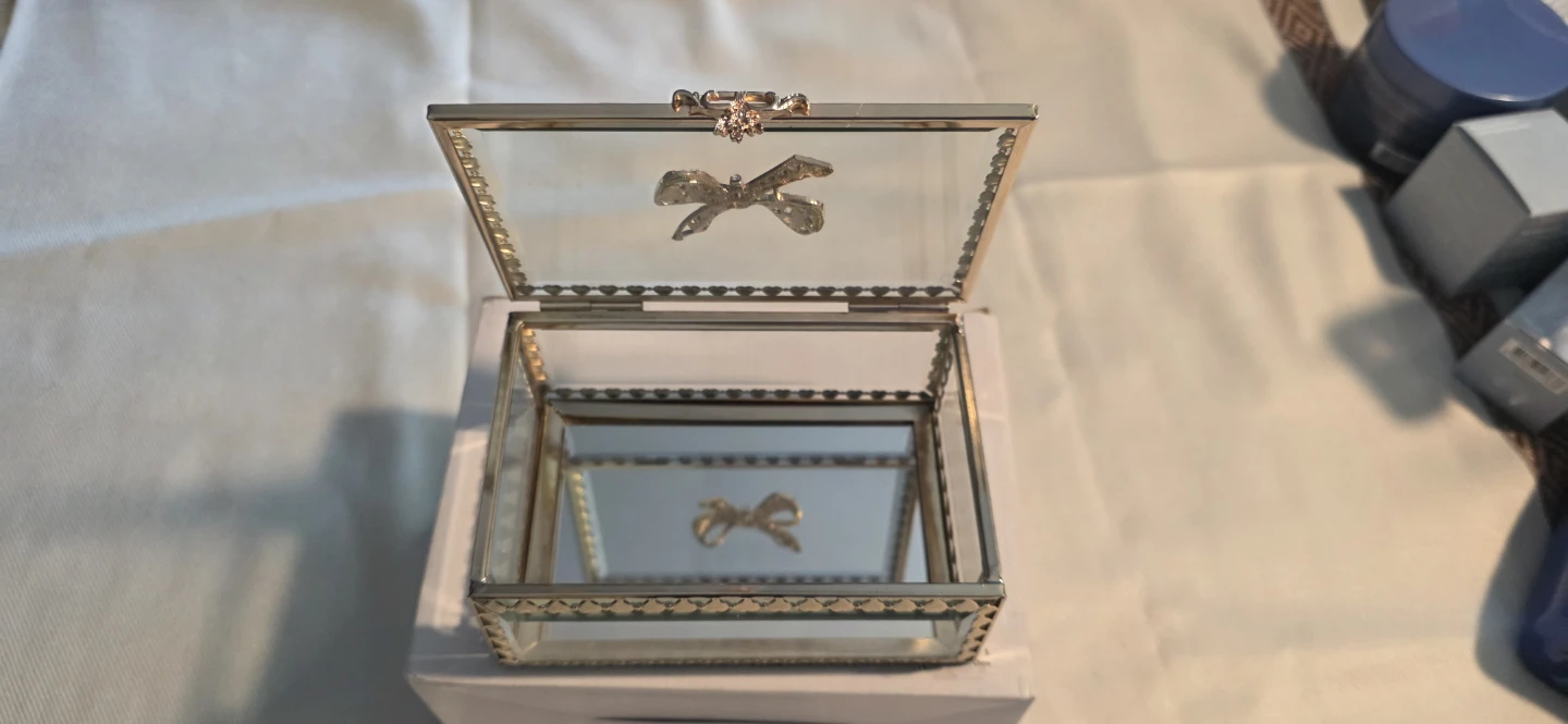 Glass Trinket Box with Bow Accent - photo 4