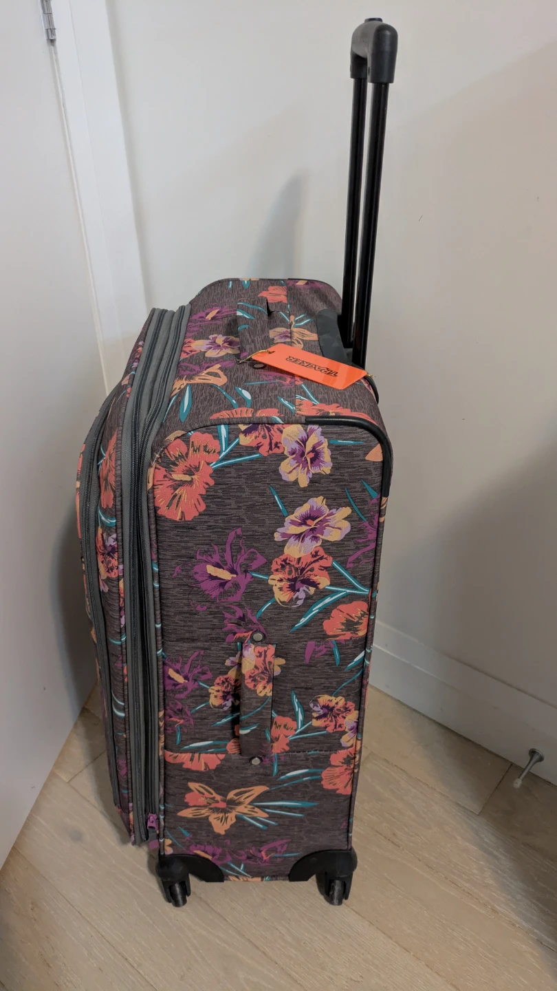 Lula Floral Luggage