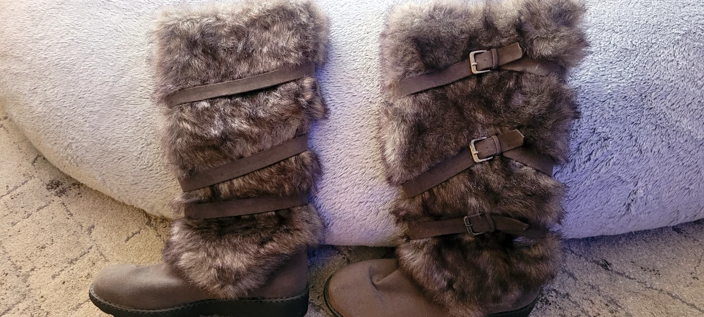 Women's Furry Winter Boots