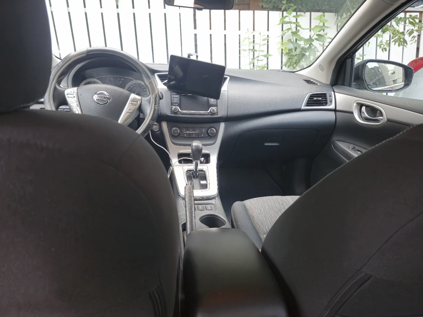 2015 Nissan Sentra SV Sedan - photo 5
