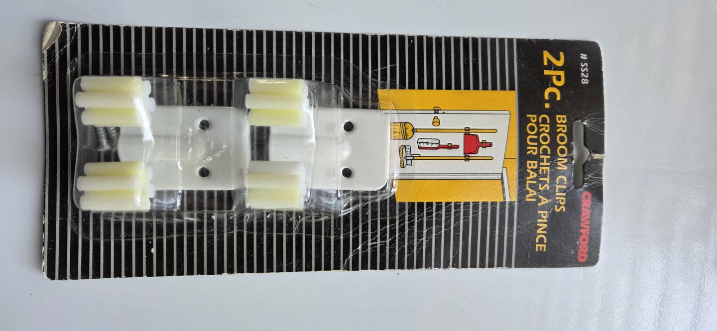 2 Pc Crawford Broom Clips