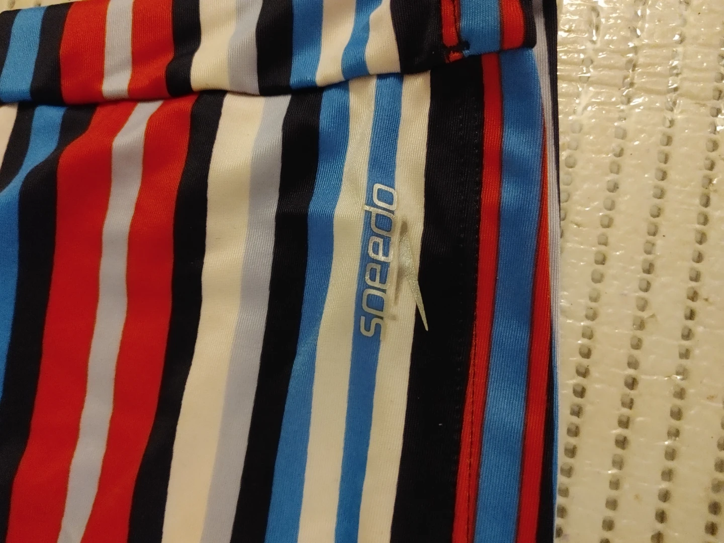 Speedo Youth Size 8 Swim Top - photo 2